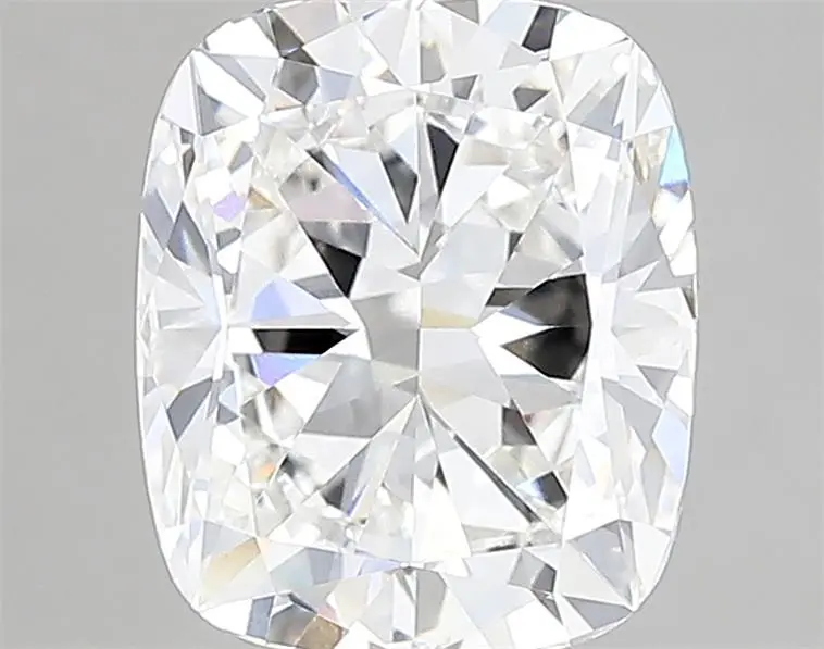 2.80 Carat · CUSHION · G · VVS2 · IGI · Excellent Cut