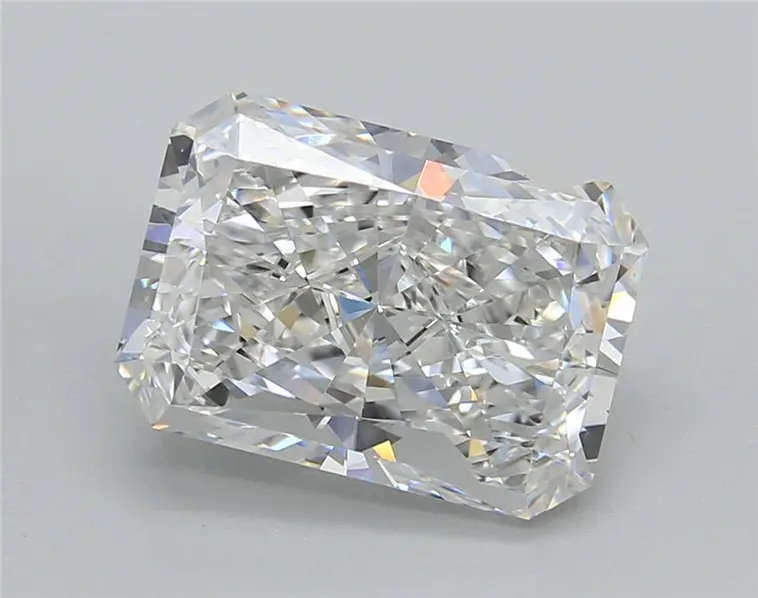 4.02 Carat · RADIANT · D · VS2 · IGI · Very Good Cut