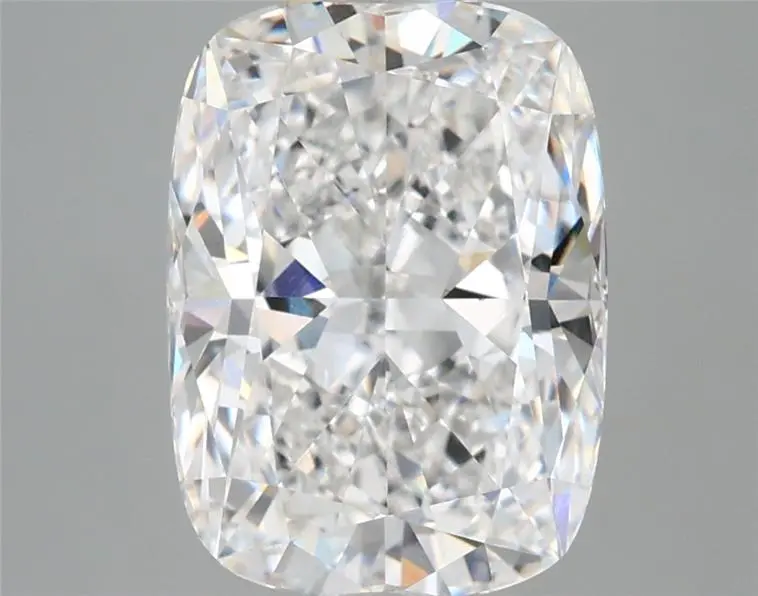 3.72 Carat · CUSHION · D · VVS2 · IGI · Excellent Cut