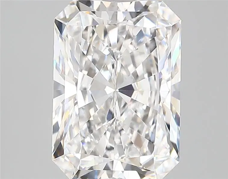 3.58 Carat · RADIANT · D · VVS2 · IGI · Excellent Cut